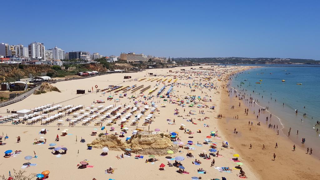 Praia da Rocha em Portimo Algarve