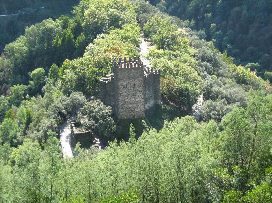 Castelo da Lous� ou Castelo Romano da Lousa
