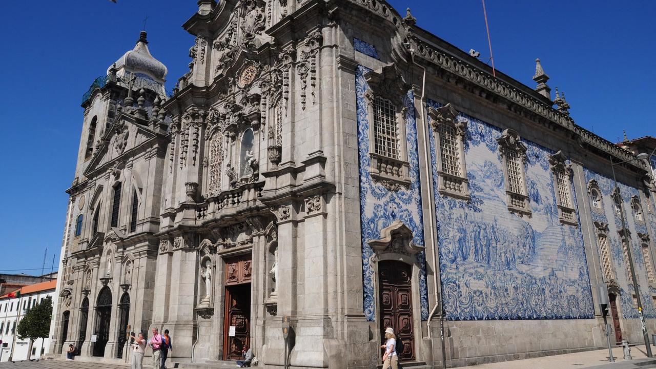 Igreja dos Carmelitas das mais bonitas do Porto