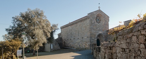 Igreja de S�o Pedro de Roriz