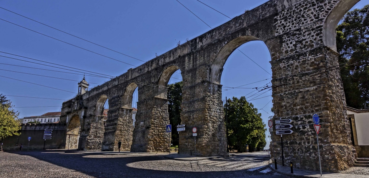 Aqueduto de S�o Sebasti�o ou Arcos do Jardim Coimbra