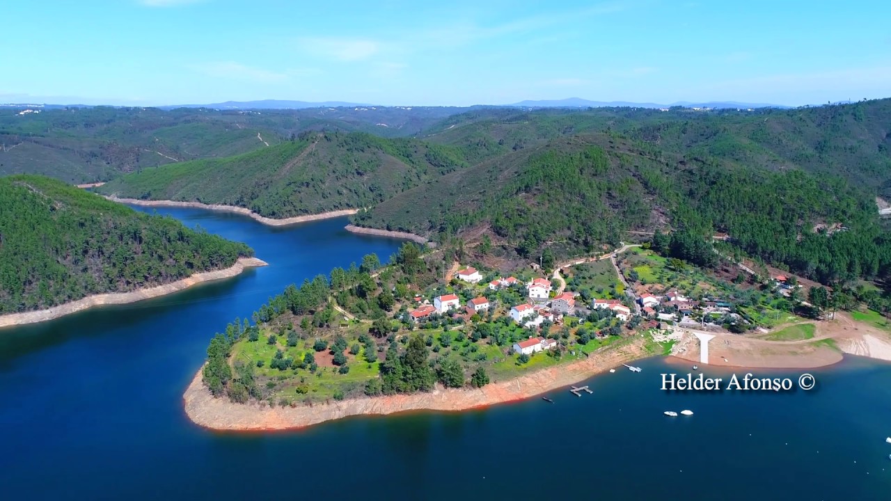 Os Portugueses dizem que esta � a melhor praia fluvial do norte Praia Fluvial do Trizio na Barragem Castelo de Bode Sert�