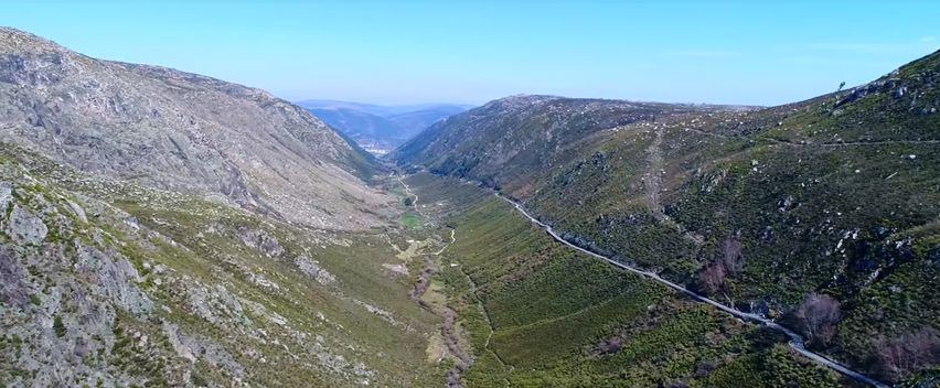 Este � maior vale glaciar da Europa � sem a menor d�vida uma das coisas mais belas de Portugal