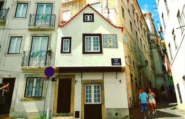 Tem mais de 500 anos e resistiu ao terramoto de 1755 é a casa mais antiga de Lisboa