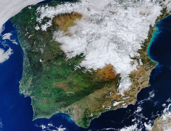 Manto de neve cobre a Península Ibérica esta nas melhores imagens da semana a partir do espaço