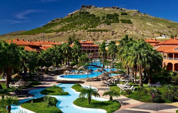 Os 12 melhores resorts de férias de Portugal em 2022