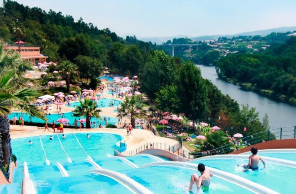 Fica a 70 km do Porto o melhor parque aquático do norte de Portugal