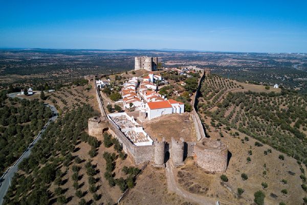 Uma cidade com 2300 anos escondida no Alentejo eleita 15 aldeias históricas mais encantadoras de Portugal